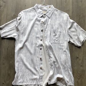 Island Republic button down casual